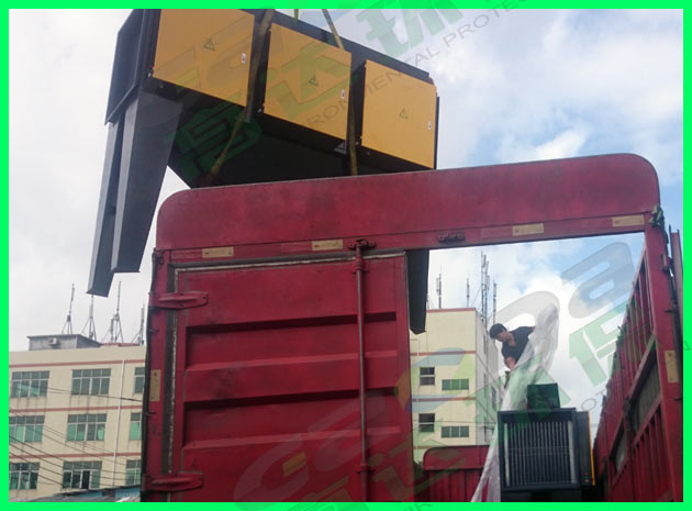 粉塵廢氣處理設備裝車(chē)
